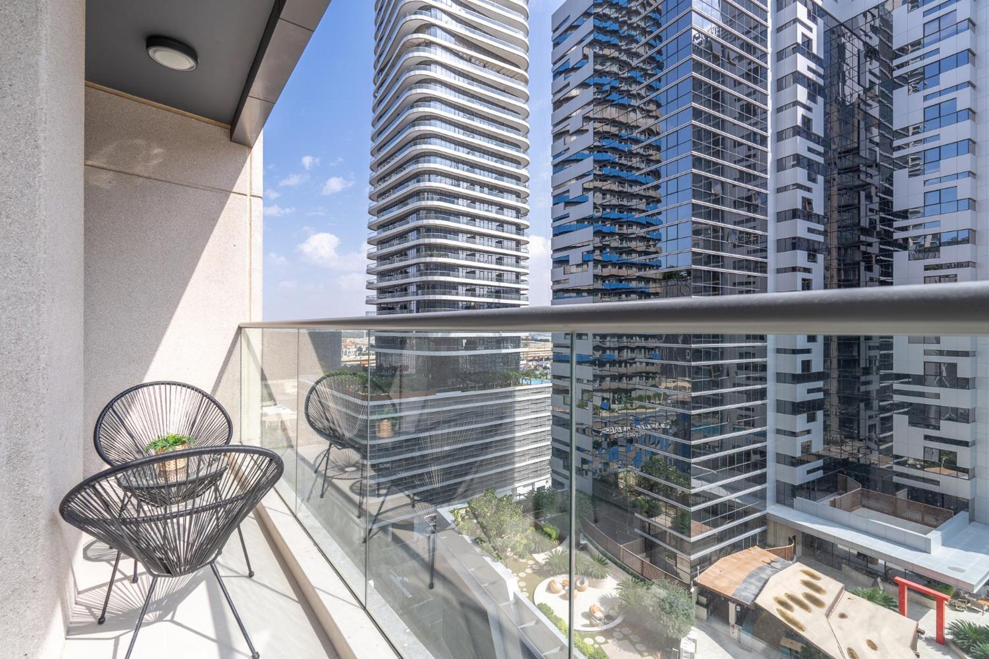 Heaven Crest Holiday Homes: Downtown Suites Near Dubai Mall & Burj Khalifa Exterior photo