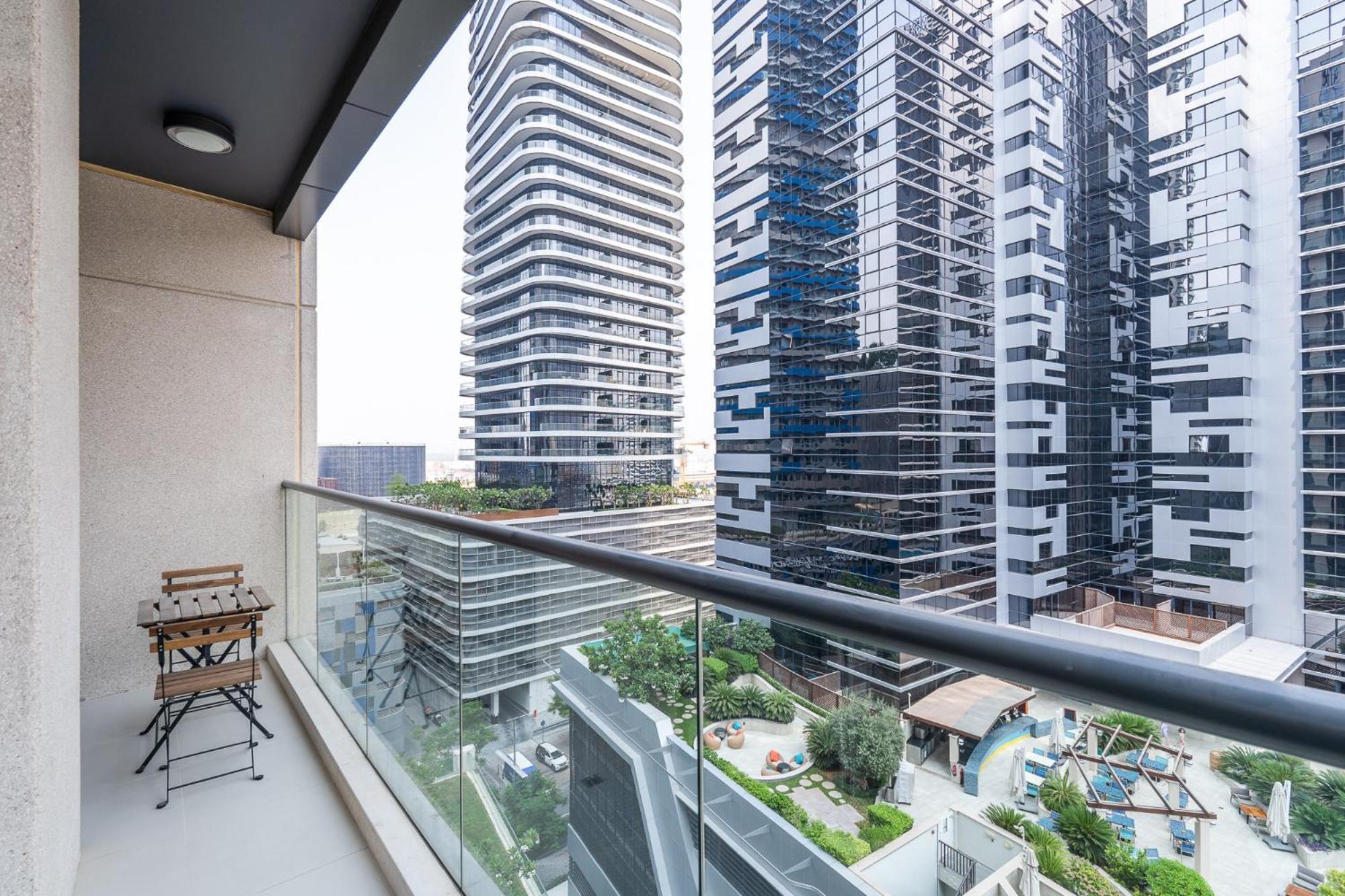 Heaven Crest Holiday Homes: Downtown Suites Near Dubai Mall & Burj Khalifa Exterior photo