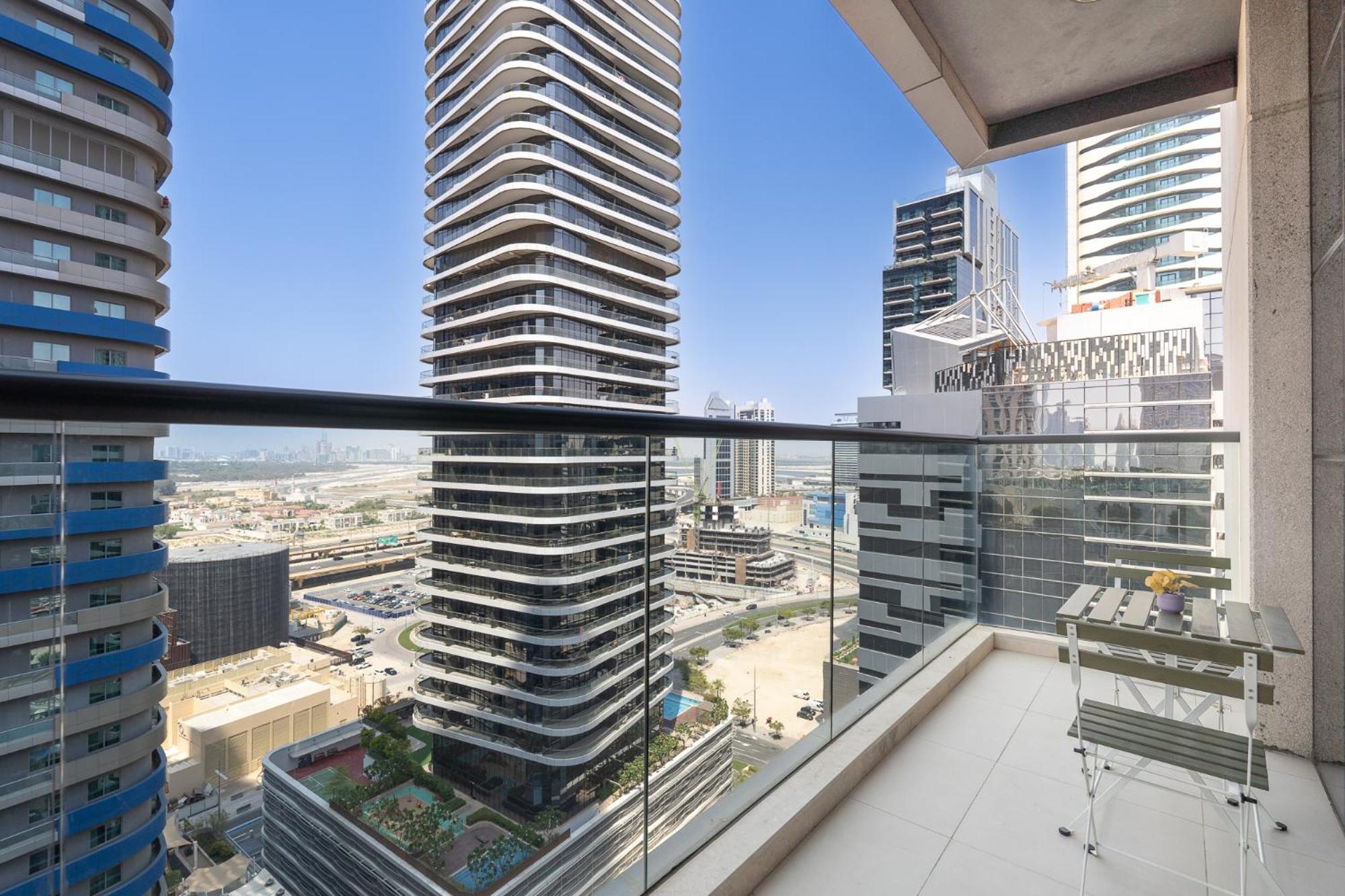 Heaven Crest Holiday Homes: Downtown Suites Near Dubai Mall & Burj Khalifa Exterior photo
