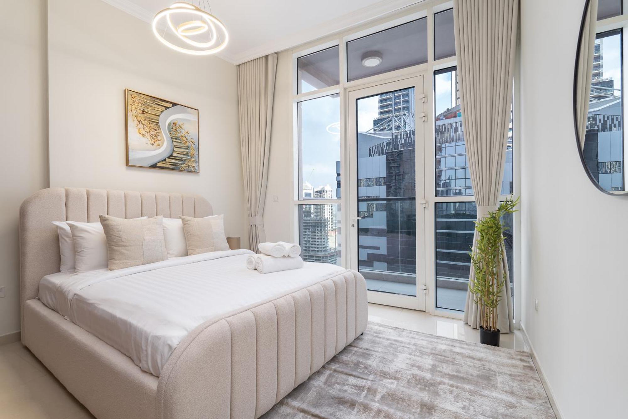 Heaven Crest Holiday Homes: Downtown Suites Near Dubai Mall & Burj Khalifa Exterior photo